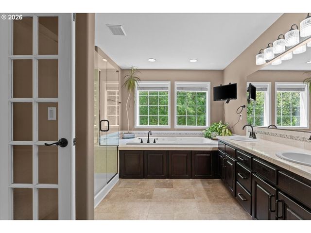 13705 Nw 46TH Ct, Vancouver, WA 98685
