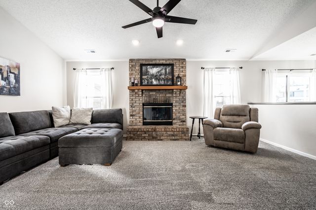 12791 Longleaf Lane, Fishers, IN 46038