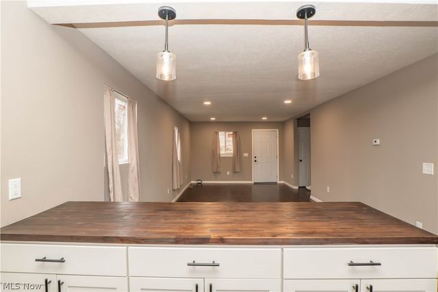 318 Elmport Avenue NE, Canton, OH 44704