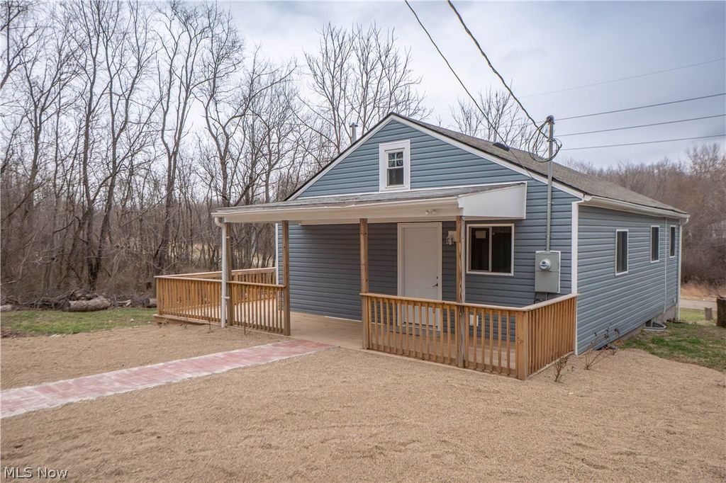 318 Elmport Avenue NE, Canton, OH 44704