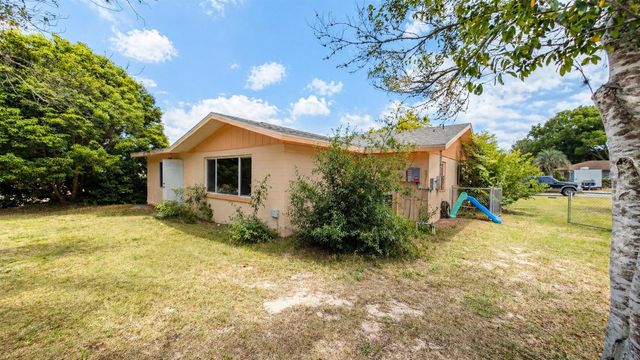 2 CLEAR PLACE, Ocala, FL 34472