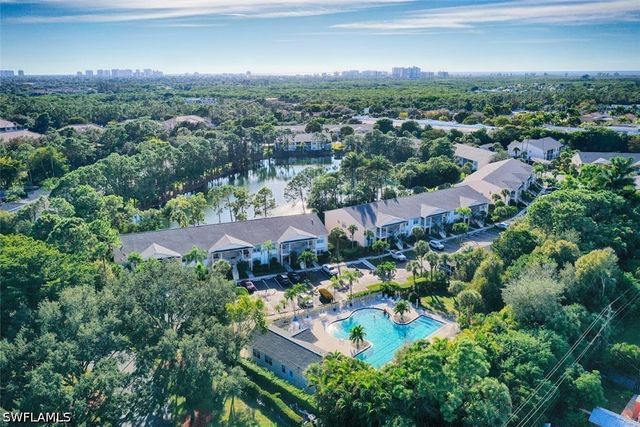 1140 Sarah Jean CIR 205, Naples, FL 34110