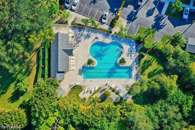 1140 Sarah Jean CIR 205, Naples, FL 34110
