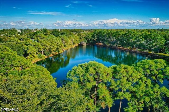 1140 Sarah Jean CIR 205, Naples, FL 34110