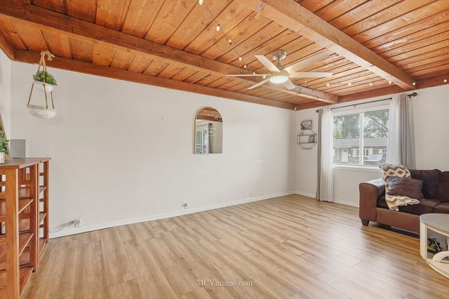 242 Tallman Avenue, Romeoville, IL 60446