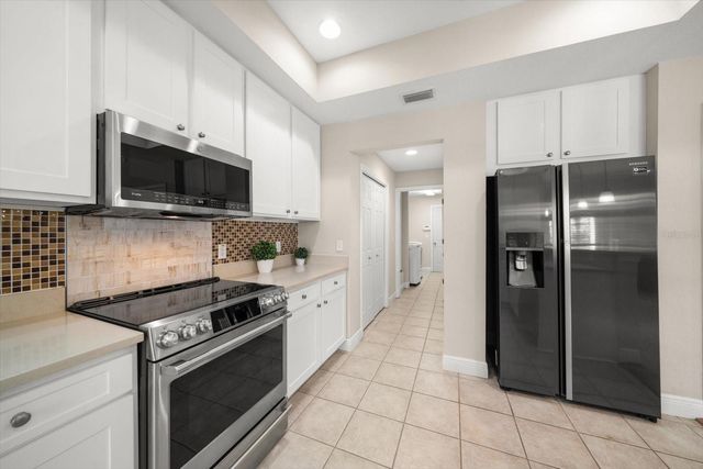 270 2ND AVENUE SW, Largo, FL 33770