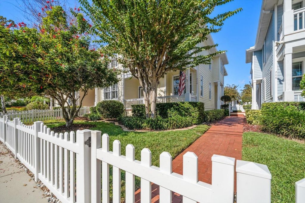 270 2ND AVENUE SW, Largo, FL 33770