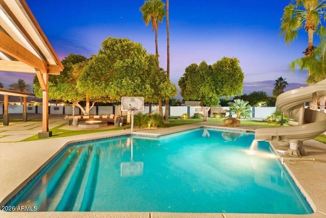 9026 N 67TH Street N, Paradise Valley, AZ 85253