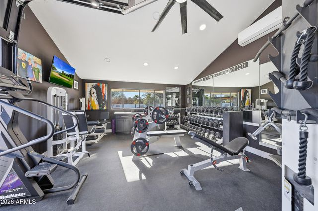9026 N 67TH Street N, Paradise Valley, AZ 85253