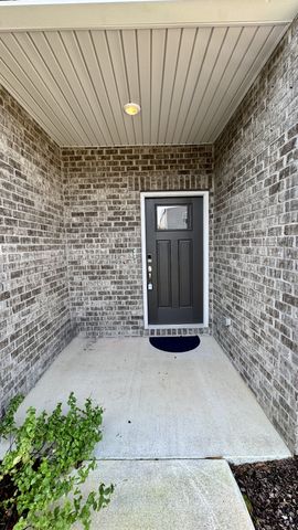 523 Stovall Ln, Columbia, TN 38401