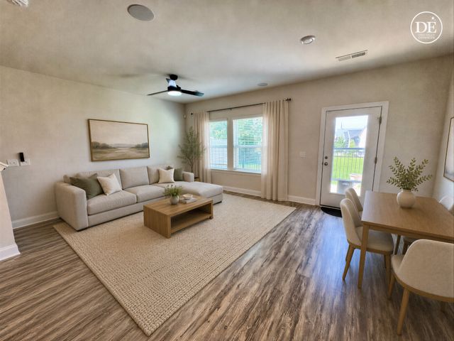 523 Stovall Ln, Columbia, TN 38401
