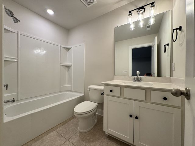 523 Stovall Ln, Columbia, TN 38401