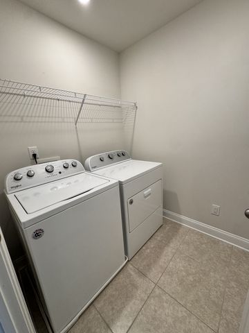 523 Stovall Ln, Columbia, TN 38401