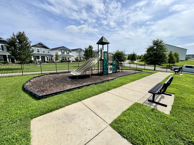 523 Stovall Ln, Columbia, TN 38401