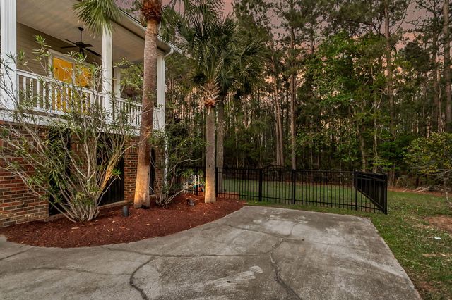 1721 Rivertowne Country Club Drive, Mount Pleasant, SC 29466