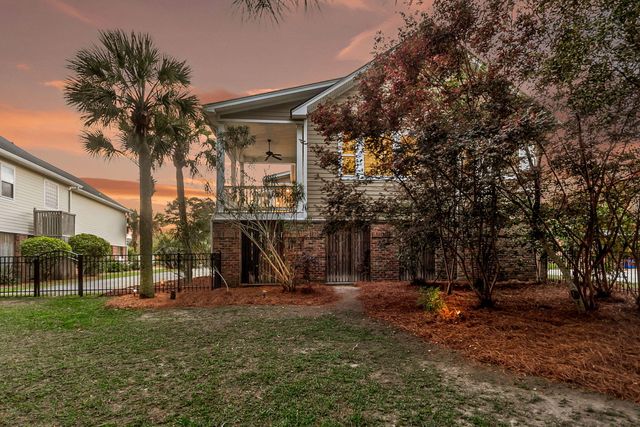 1721 Rivertowne Country Club Drive, Mount Pleasant, SC 29466