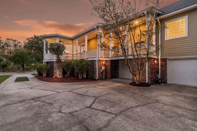 1721 Rivertowne Country Club Drive, Mount Pleasant, SC 29466