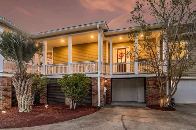 1721 Rivertowne Country Club Drive, Mount Pleasant, SC 29466