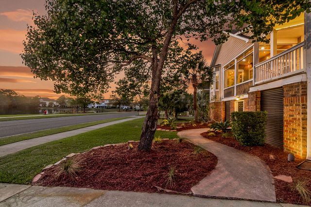 1721 Rivertowne Country Club Drive, Mount Pleasant, SC 29466