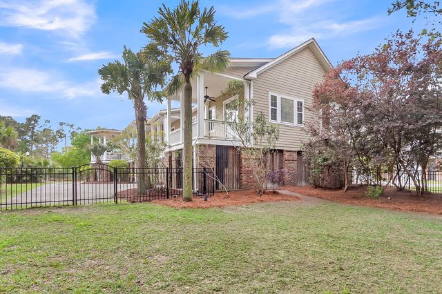1721 Rivertowne Country Club Drive, Mount Pleasant, SC 29466