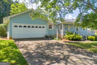 4336 Woodfield Drive, Gainesville, GA 30507