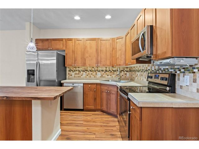 8650 Gold Peak Dr D, Littleton, CO 80130