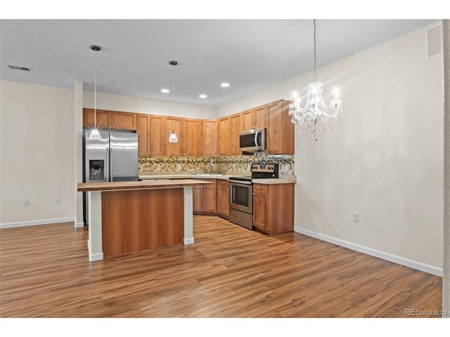 8650 Gold Peak Dr D, Littleton, CO 80130