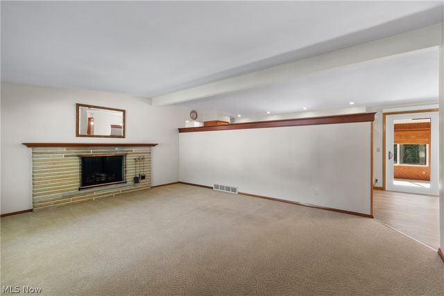 1222 Pleasantview Avenue SE, North Canton, OH 44720