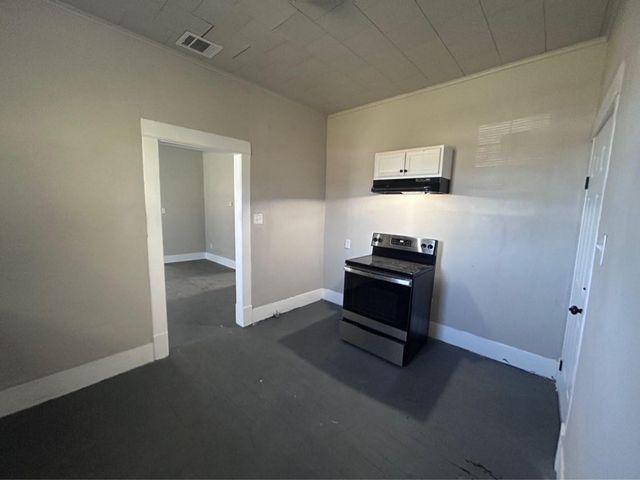 1710 W 15th Street, Port Arthur, TX 77640