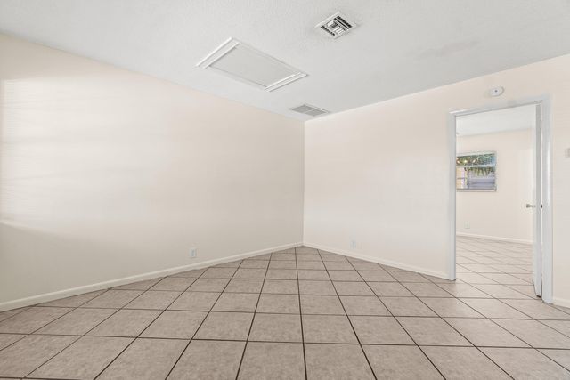 504 9th Avenue N 508, Lake Worth Beach, FL 33460