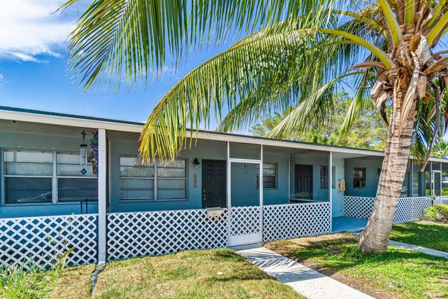 504 9th Avenue N 508, Lake Worth Beach, FL 33460