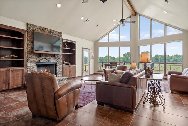 2130 E 4675 Road, Pryor, OK 74361