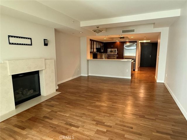 920 Granite Drive 117, Pasadena, CA 91101