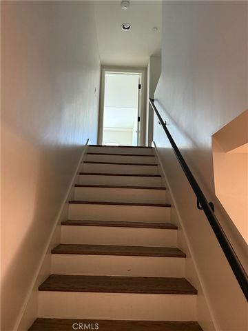 920 Granite Drive 117, Pasadena, CA 91101