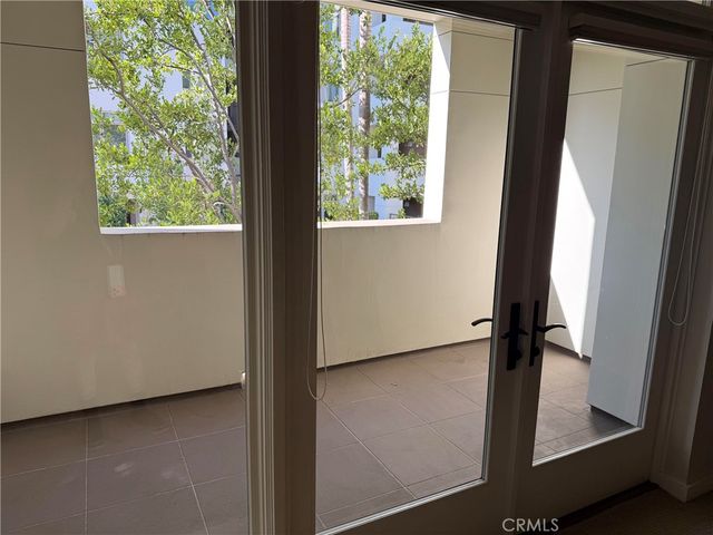 920 Granite Drive 117, Pasadena, CA 91101