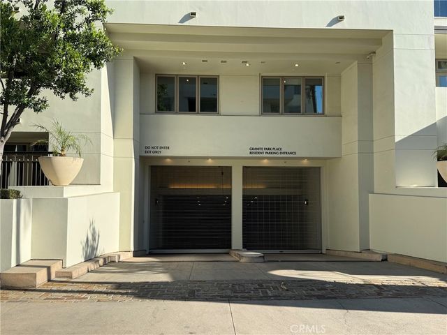 920 Granite Drive 117, Pasadena, CA 91101