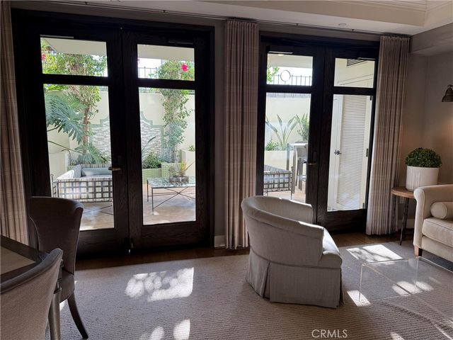 920 Granite Drive 117, Pasadena, CA 91101