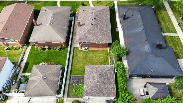 5107 Fairview Lane, Skokie, IL 60077