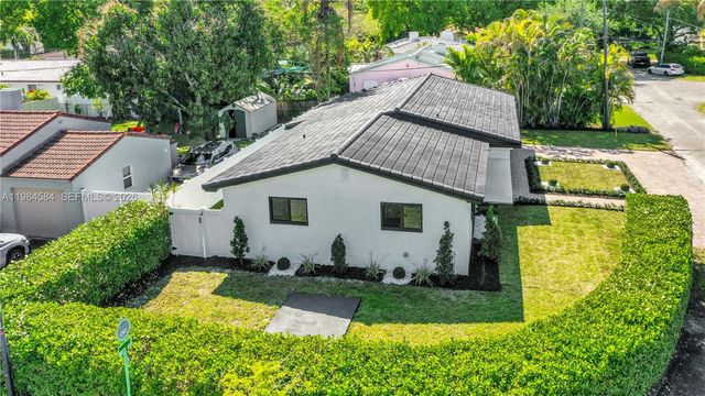 10 NW 100th St, Miami Shores, FL 33150