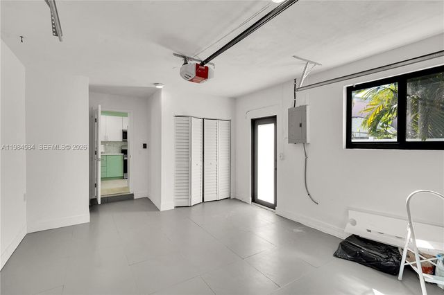 10 NW 100th St, Miami Shores, FL 33150