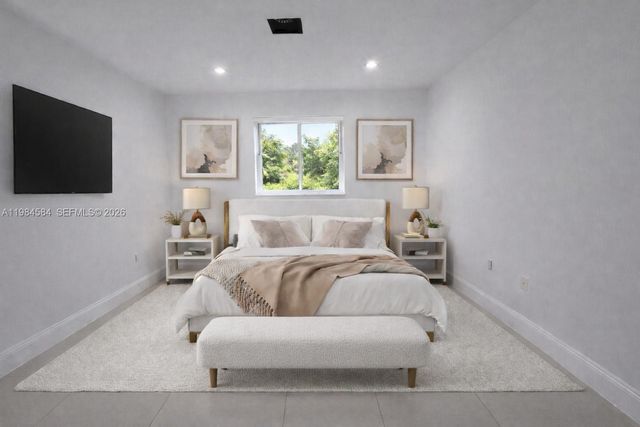 10 NW 100th St, Miami Shores, FL 33150