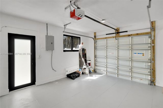 10 NW 100th St, Miami Shores, FL 33150