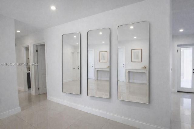 10 NW 100th St, Miami Shores, FL 33150