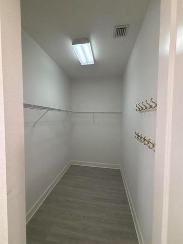 2789 Eagle Rock Circle 207, West Palm Beach, FL 33411