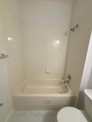 2789 Eagle Rock Circle 207, West Palm Beach, FL 33411