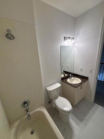 2789 Eagle Rock Circle 207, West Palm Beach, FL 33411