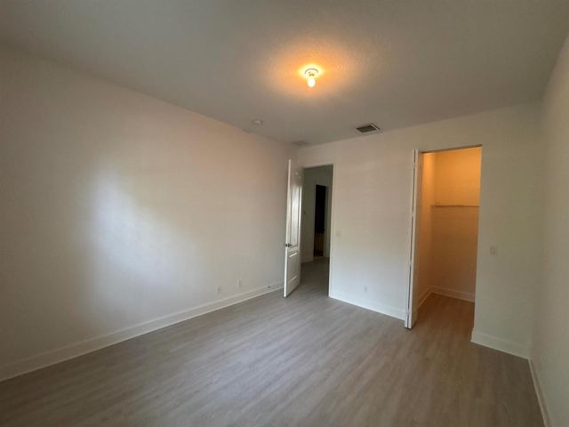2789 Eagle Rock Circle 207, West Palm Beach, FL 33411