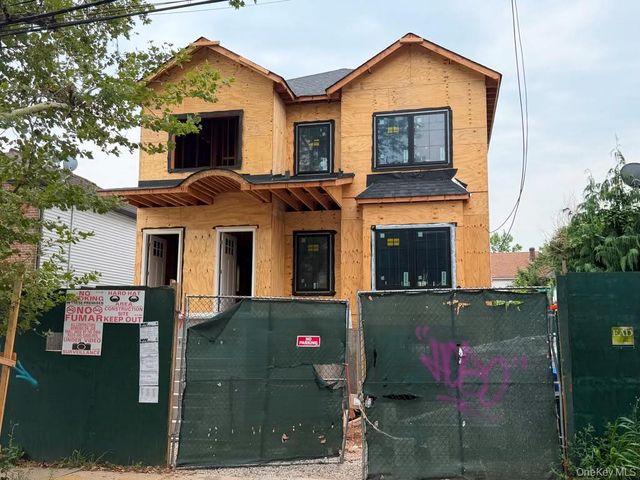132 Hamden Avenue, Staten Island, NY 10306
