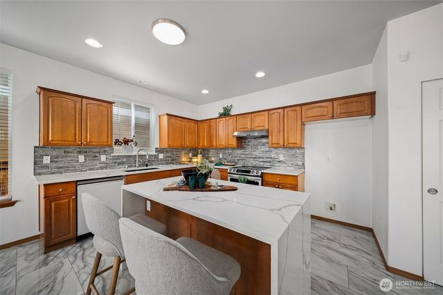 312 Oso Berry Street NW, Olympia, WA 98502