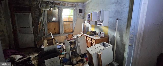 2504 MCHENRY ST, Baltimore, MD 21223